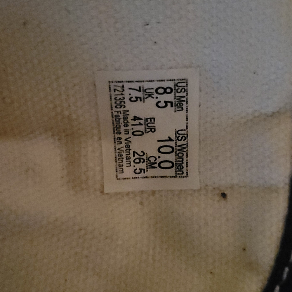 Vans - Picture 3 of 3